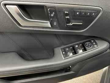 Mercedes-Benz E-Class 2012 - Thumbnail 22