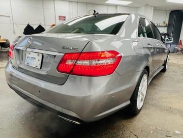 Mercedes-Benz E-Class 2012 - Thumbnail 6