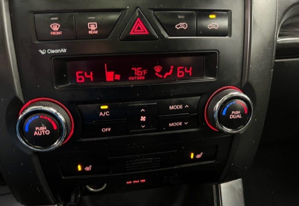 KIA Sorento 2011 - Image 17