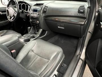 KIA Sorento 2011 - Thumbnail 26