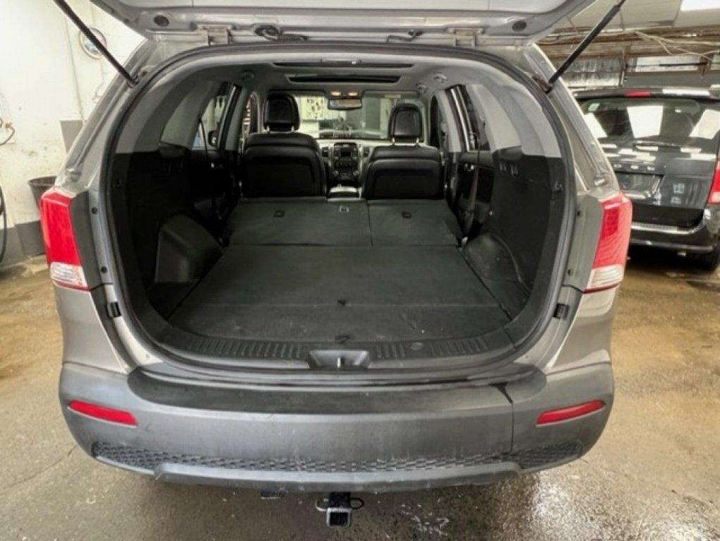 KIA Sorento 2011 - Image 28