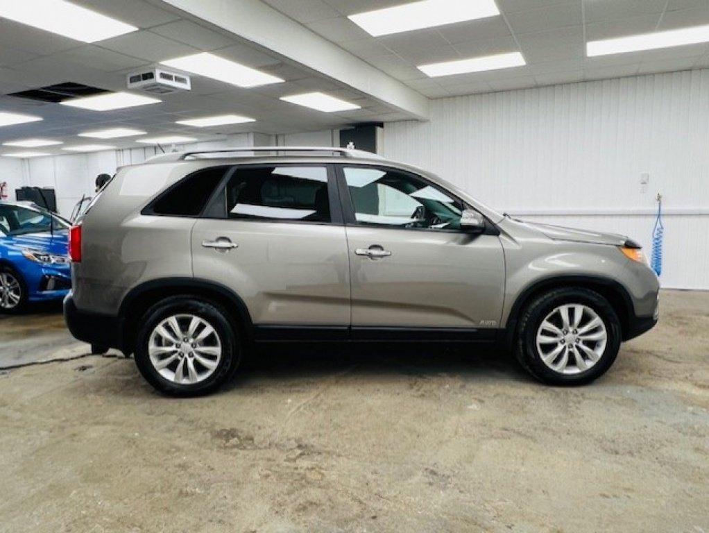 KIA Sorento 2011 - Image 6