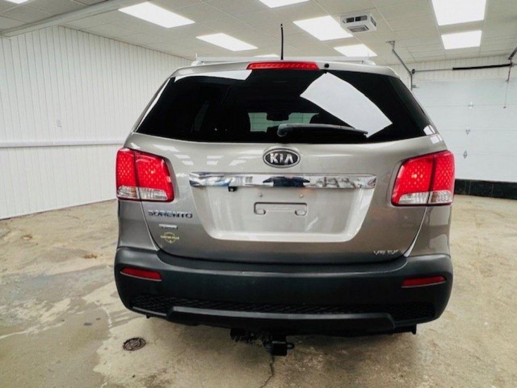 KIA Sorento 2011 - Image 8