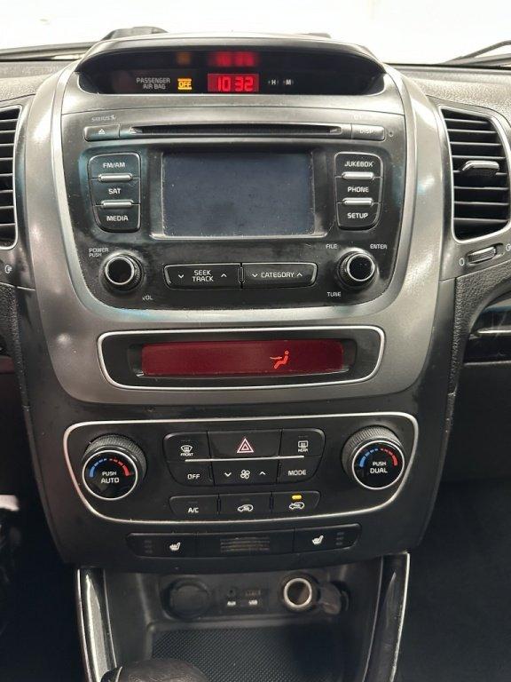 KIA Sorento 2015 - Image 16