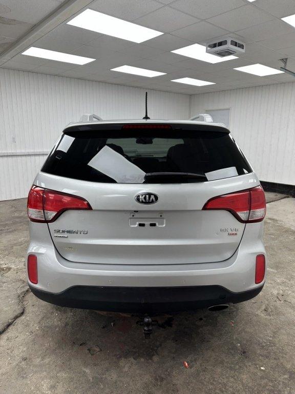 KIA Sorento 2015 - Image 9