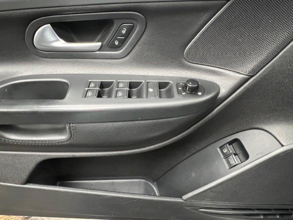 Volkswagen Eos 2010 - Image 17