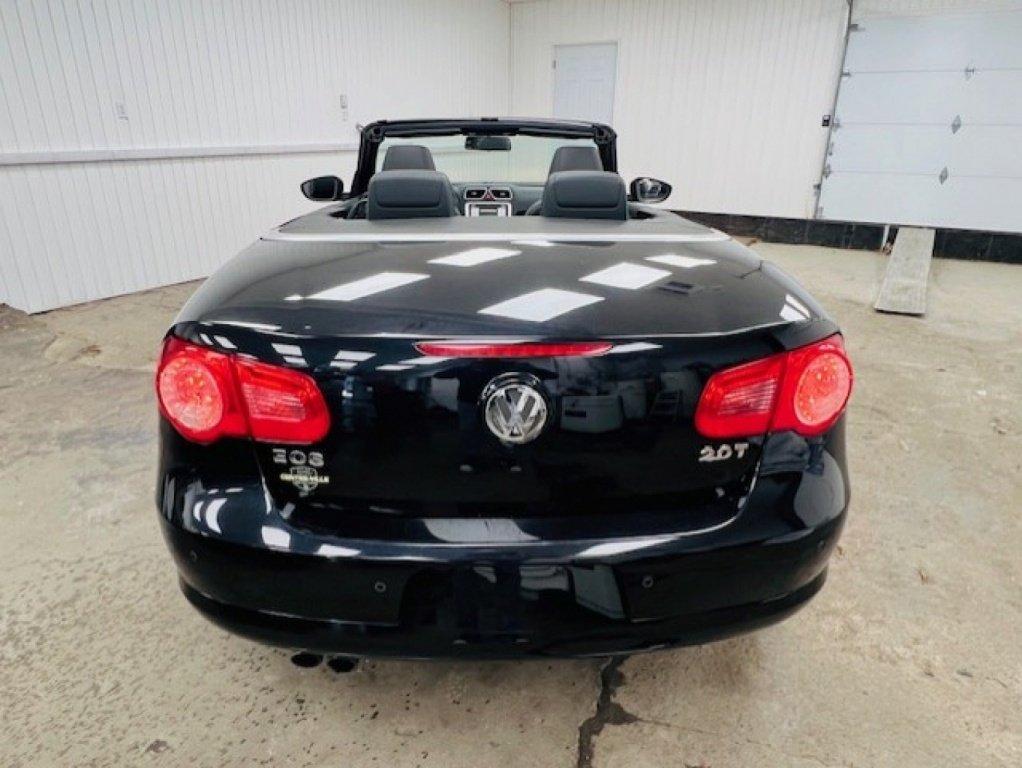 Volkswagen Eos 2010 - Image 7