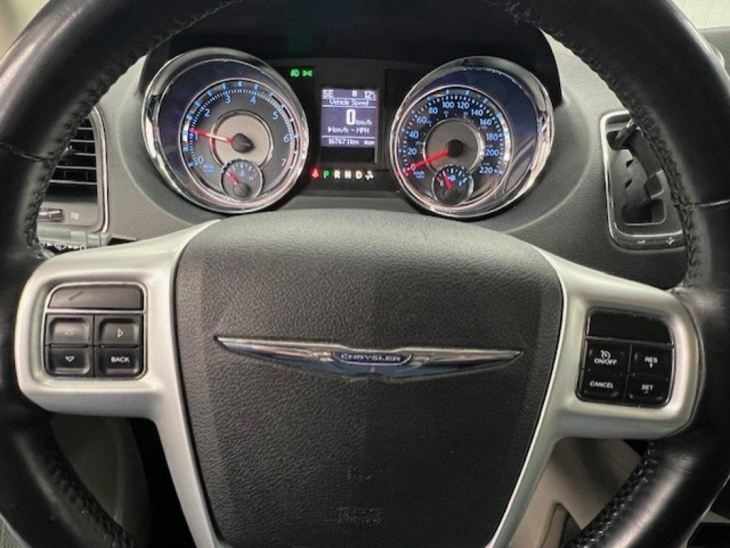 Chrysler Town & Country 2016 - Image 13