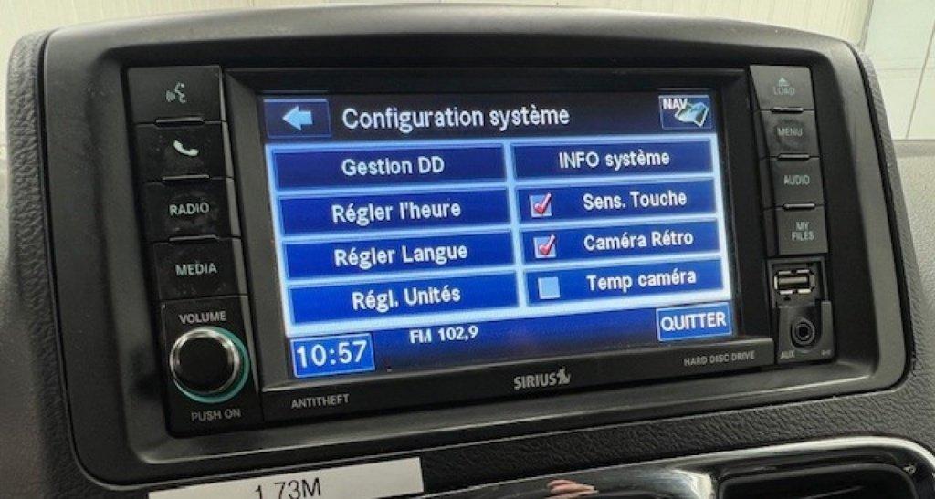 Chrysler Town & Country 2016 - Image 18