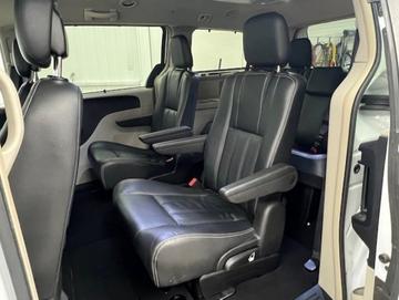 Chrysler Town & Country 2016 - Thumbnail 32