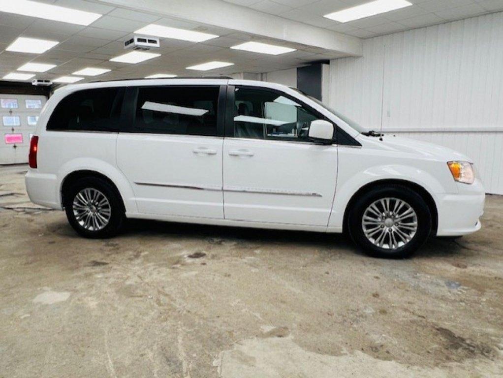 Chrysler Town & Country 2016 - Image 6