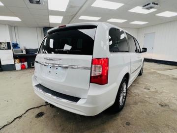 Chrysler Town & Country 2016 - Thumbnail 7