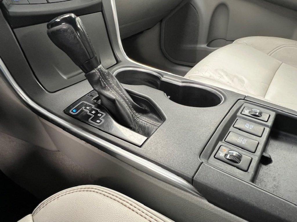 Toyota Camry 2015 - Image 22