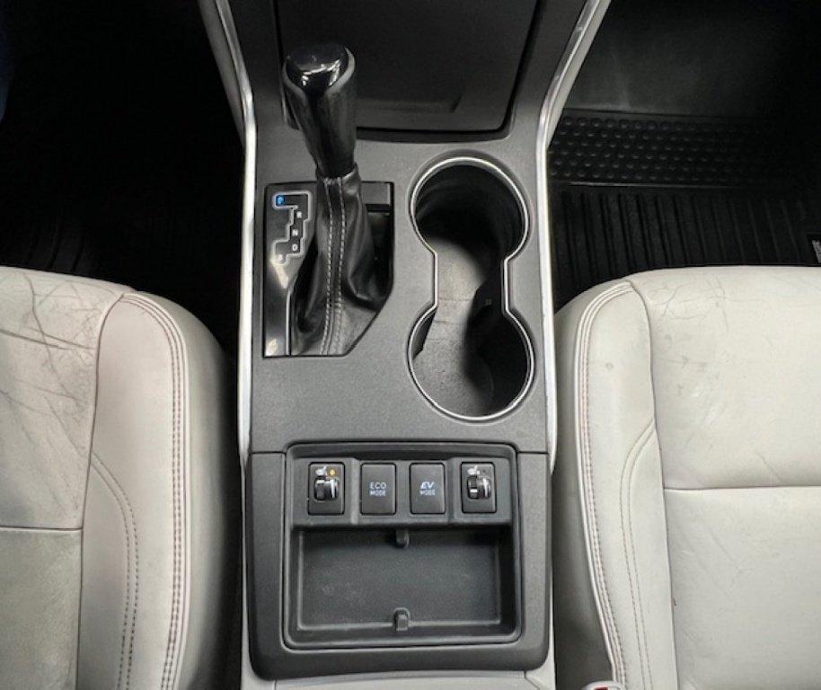 Toyota Camry 2015 - Image 23