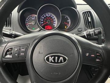 Kia Forte 2010 - Thumbnail 12