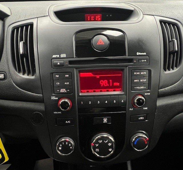 Kia Forte 2010 - Image 16
