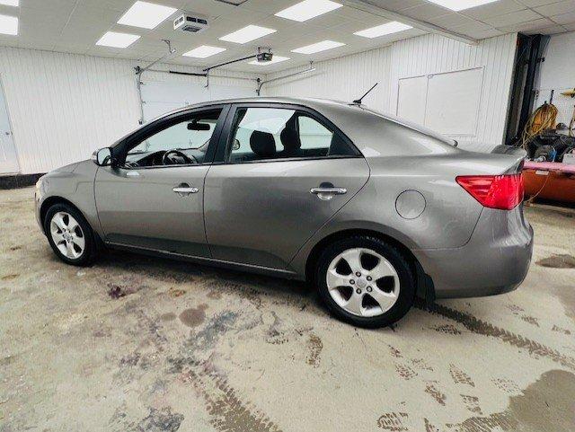 Kia Forte 2010 - Image 9