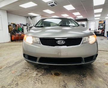 Kia Forte 2010 - Thumbnail 2
