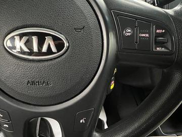 Kia Forte 2010 - Thumbnail 14