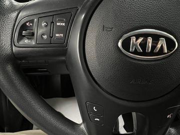Kia Forte 2010 - Thumbnail 15