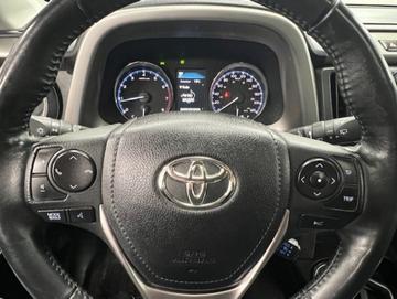 Toyota RAV4 2016 - Thumbnail 13