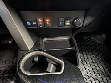 Toyota RAV4 2016 - Thumbnail 23