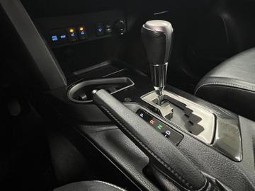 Toyota RAV4 2016 - Thumbnail 24