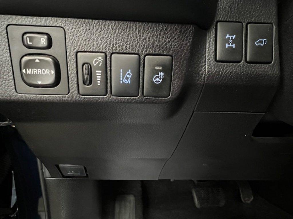 Toyota RAV4 2018 - Image 19