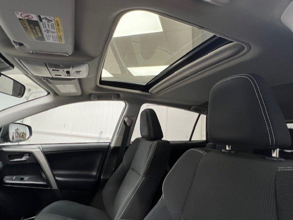 Toyota RAV4 2018 - Image 25