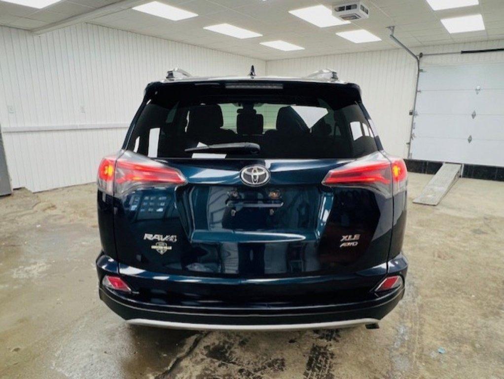 Toyota RAV4 2018 - Image 8