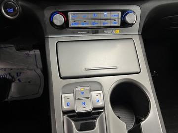 Hyundai Kona Electric 2021 - Thumbnail 25
