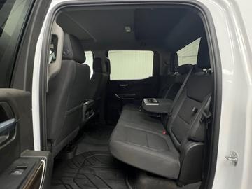 Chevrolet Silverado 2021 - Thumbnail 31