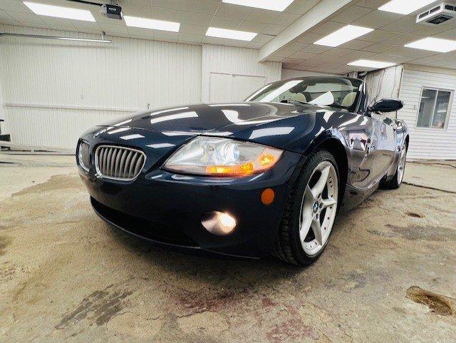 BMW Z4 2005 - Image 1