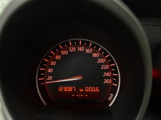 BMW Z4 2005 - Image 13