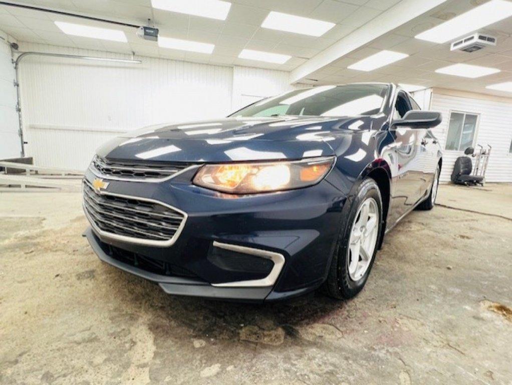 Chevrolet Malibu 2017 - Image 1