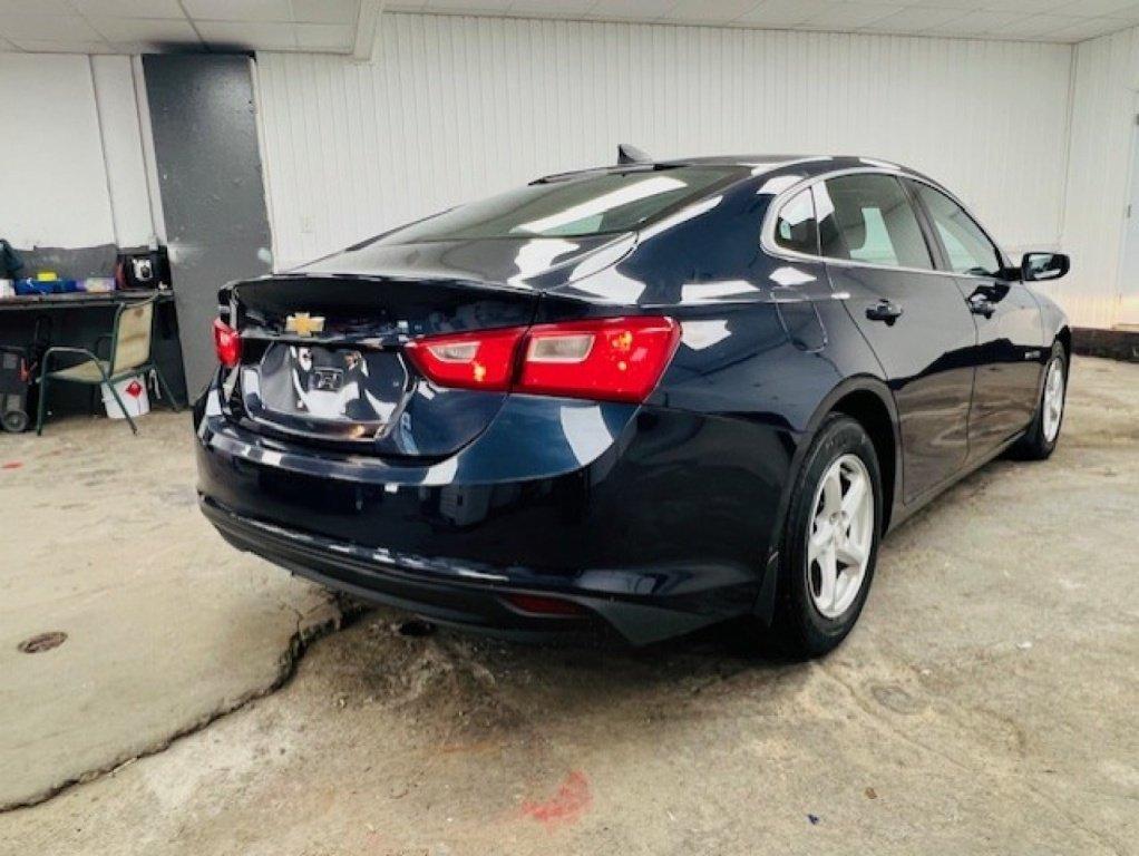 Chevrolet Malibu 2017 - Image 7