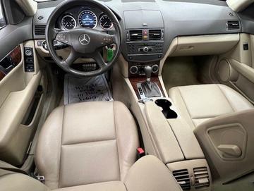 Mercedes-Benz C 250 2011 - Thumbnail 10