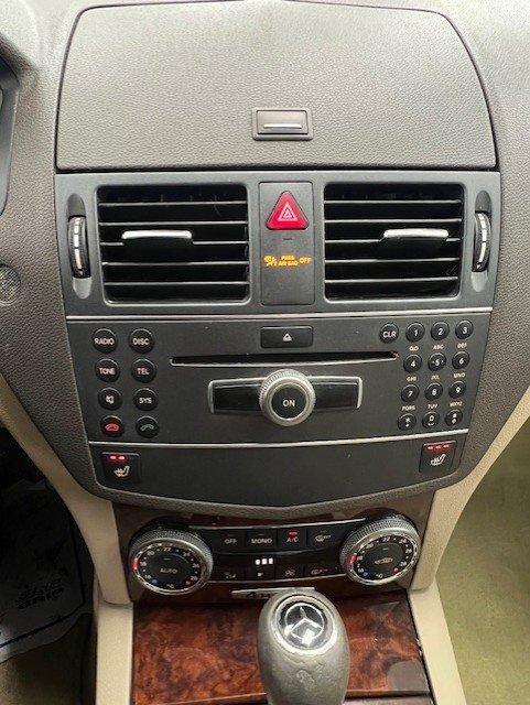 Mercedes-Benz C 250 2011 - Image 15