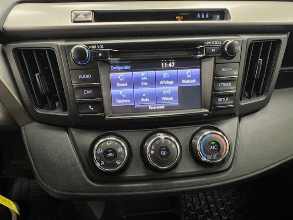 Toyota RAV4 2017 - Image 18