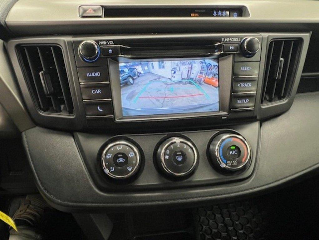 Toyota RAV4 2017 - Image 19