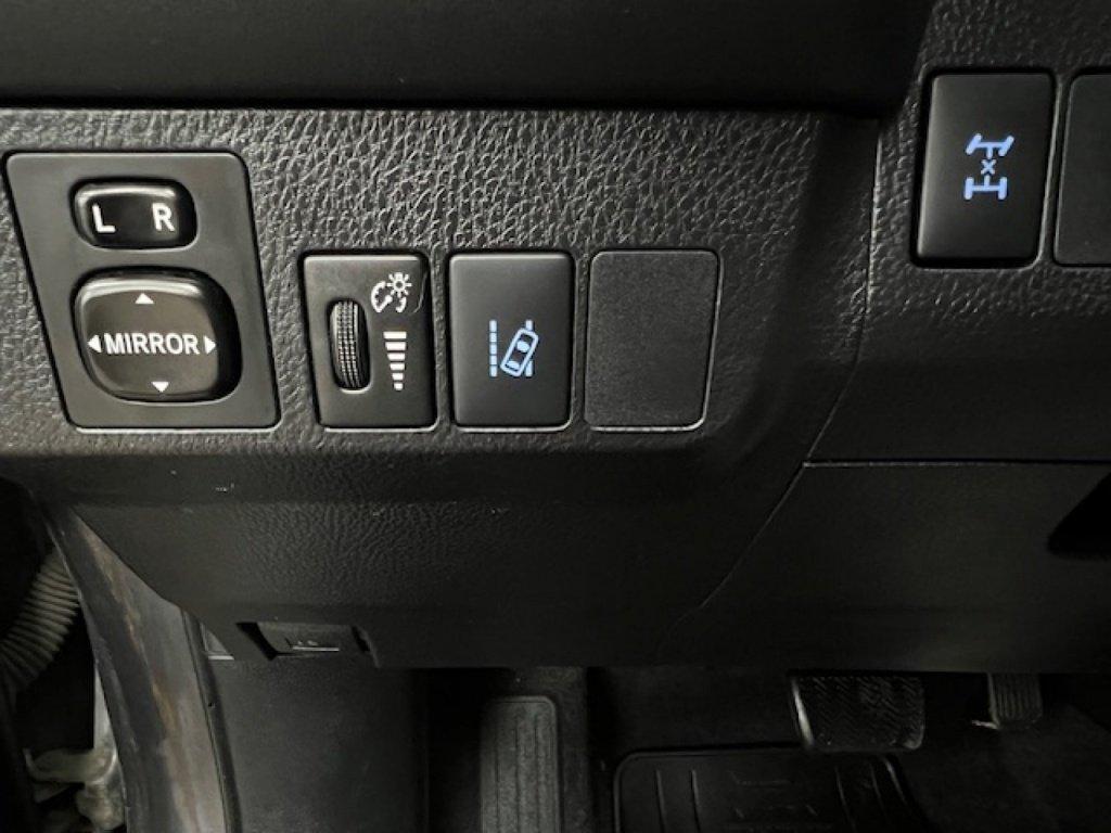 Toyota RAV4 2017 - Image 23
