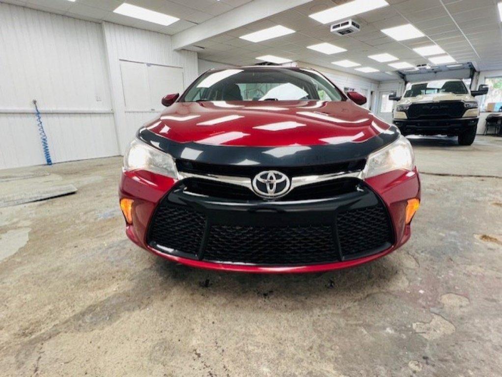 Toyota Camry 2015 - Image 2