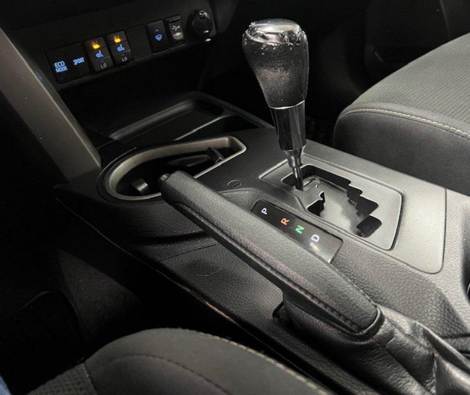Toyota RAV4 2017 - Image 23