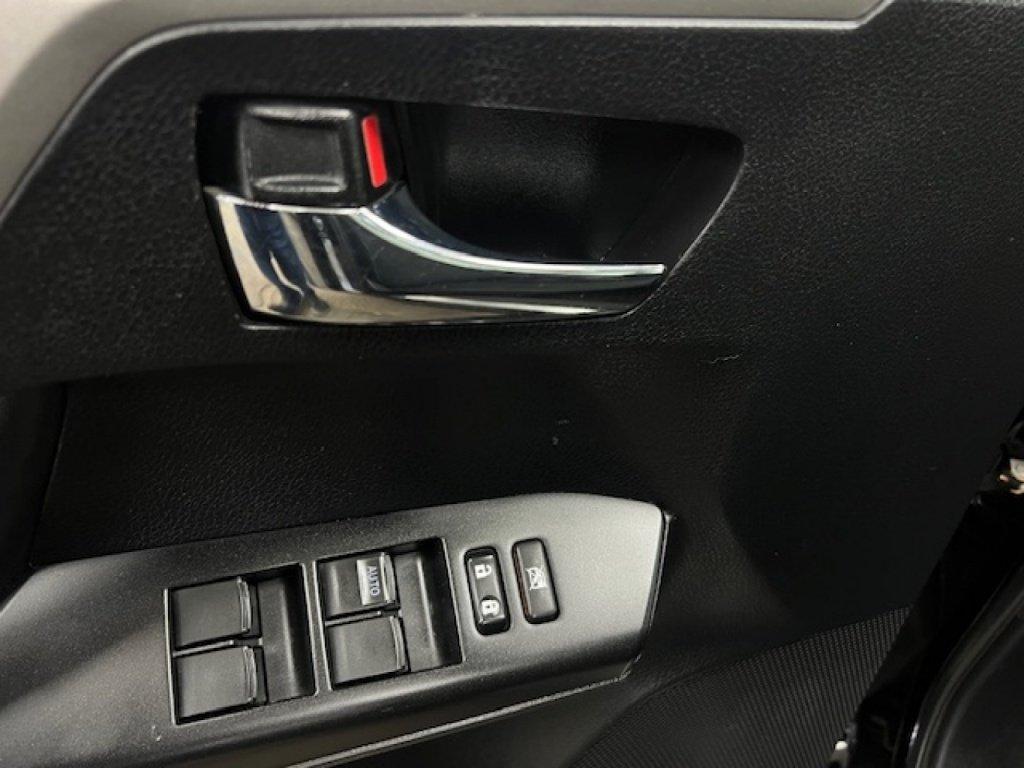 Toyota RAV4 2017 - Image 25