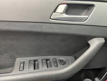 Hyundai Sonata 2016 - Thumbnail 24