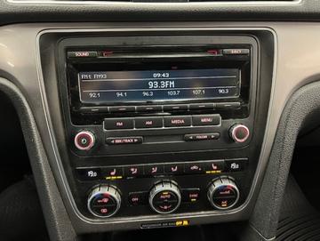 Volkswagen Passat 2014 - Thumbnail 16