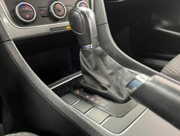 Volkswagen Passat 2014 - Thumbnail 19