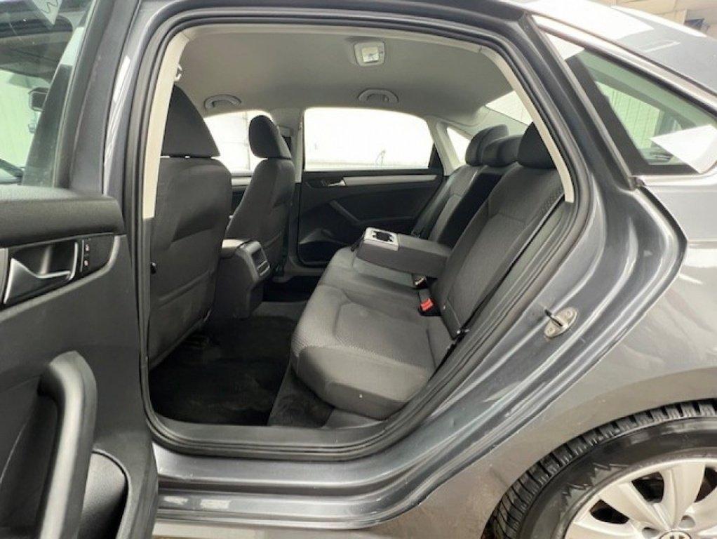 Volkswagen Passat 2014 - Image 25