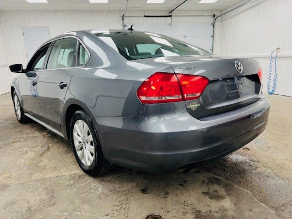 Volkswagen Passat 2014 - Image 8