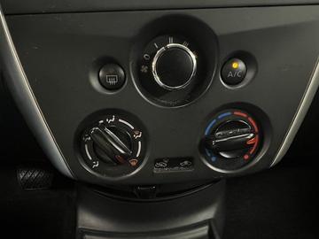 Nissan Versa Note 2015 - Thumbnail 15